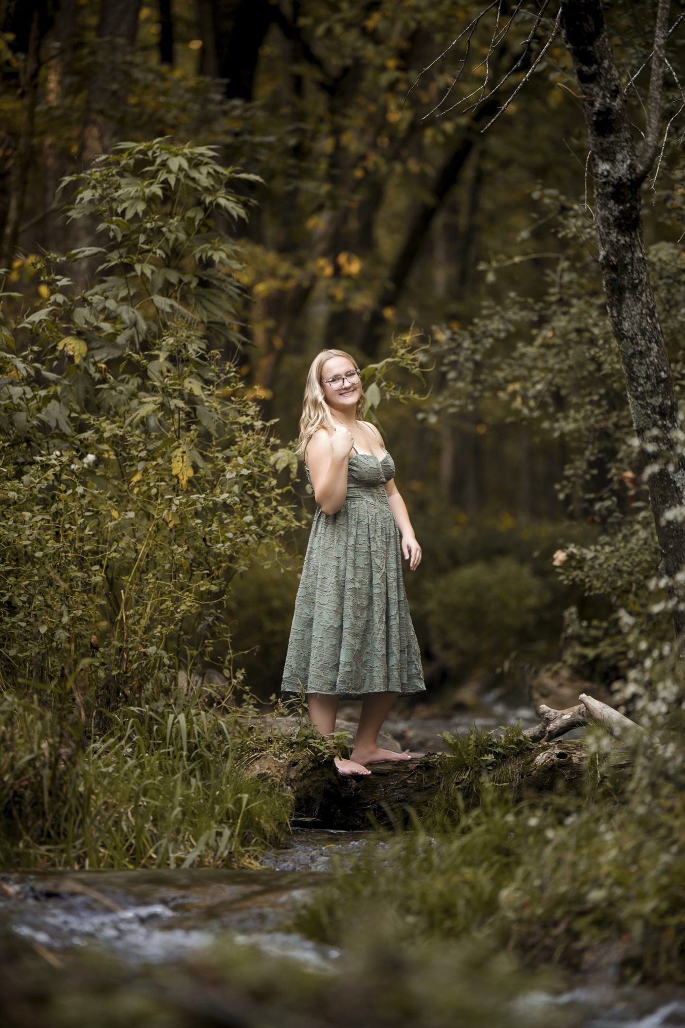 Senior portrait session in Northeast Iowa by Professionally Driven Productions, photo 21