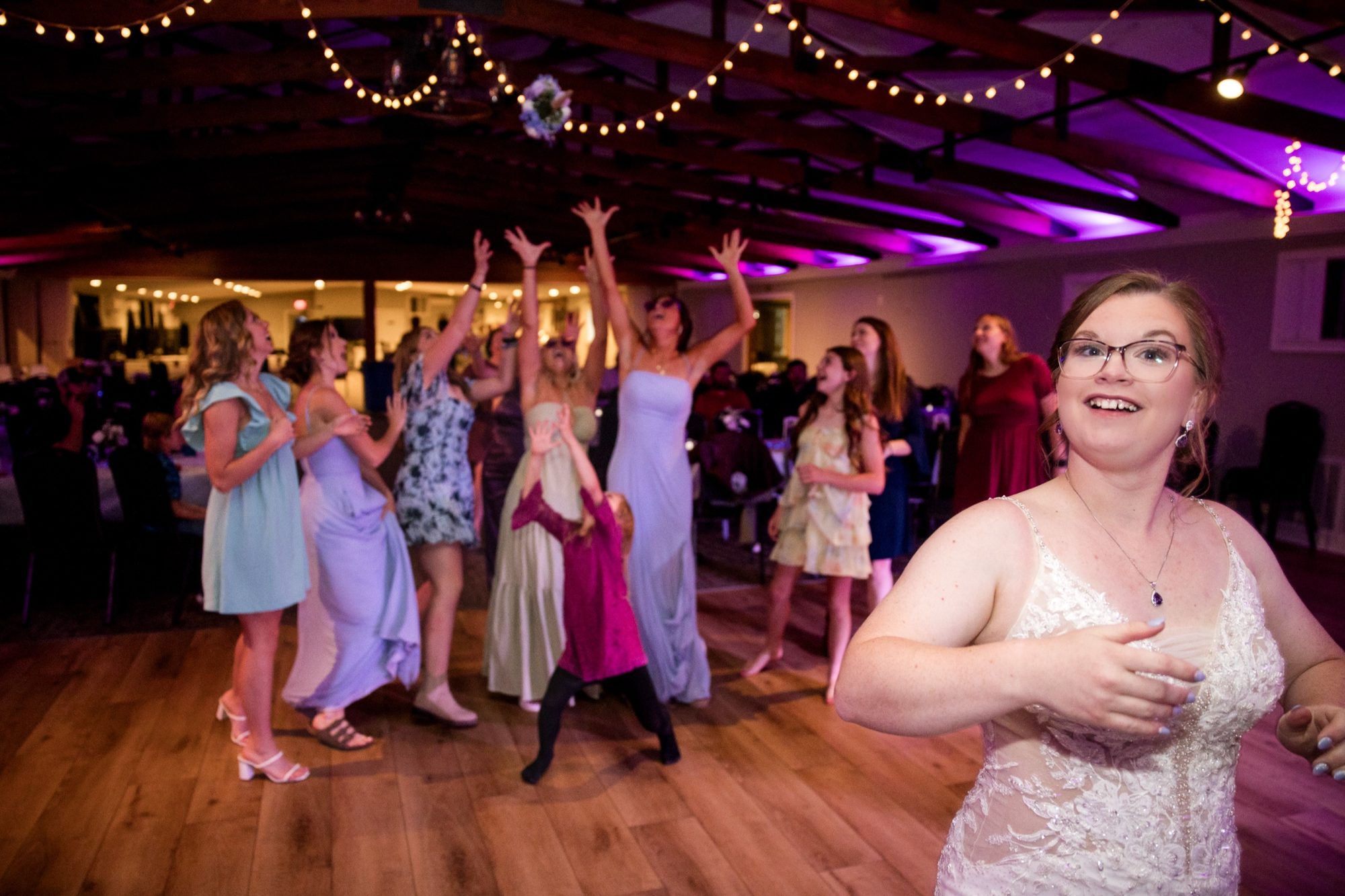 Wedding photography in Northeast Iowa by Professionally Driven Productions, photo 5