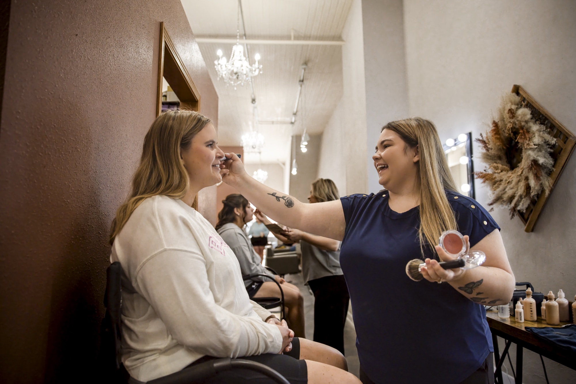 Wedding photography in Northeast Iowa by Professionally Driven Productions, photo 3