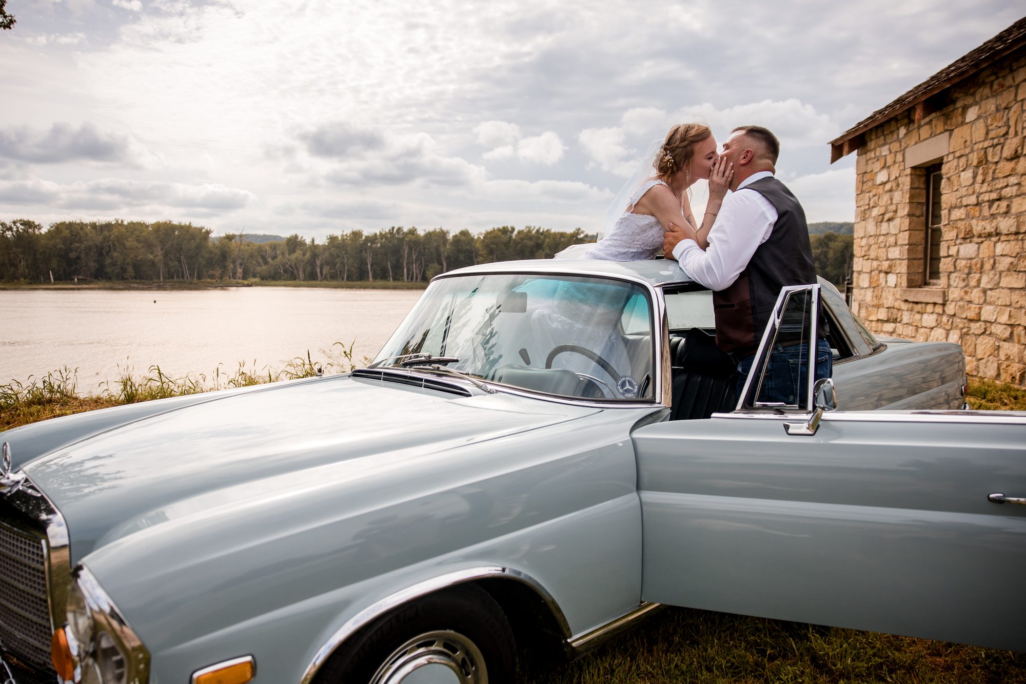 Wedding photography in Northeast Iowa by Professionally Driven Productions, photo 13