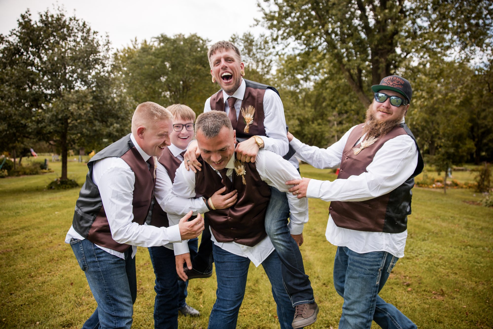 Wedding photography in Northeast Iowa by Professionally Driven Productions, photo 19